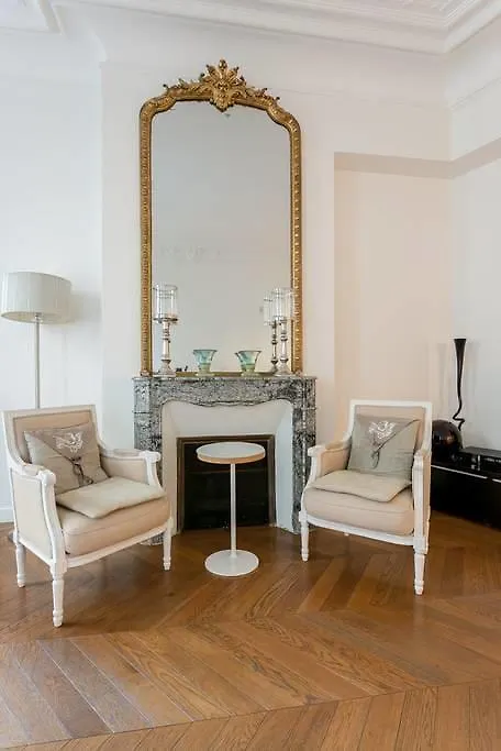 Royal And Luxury Palace Apartment